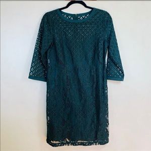 Ann Taylor LOFT green shift dress